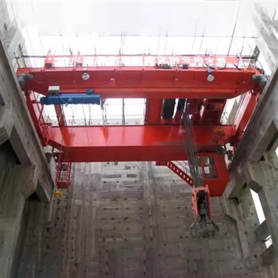 Ob lub nrawm dua siv nyiaj txiag crane chaw taws teeb